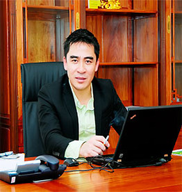 Mr. Vo Quy Quang <span>President & CEO</span>